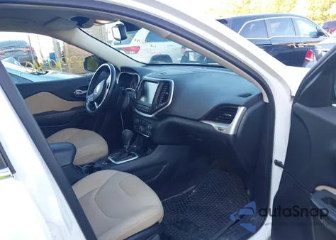 2016 Jeep Cherokee Latitude из США, поврежденный, VIN 1C4PJMCB9GW296403